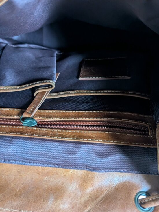 Solis Leather backpack main image 4